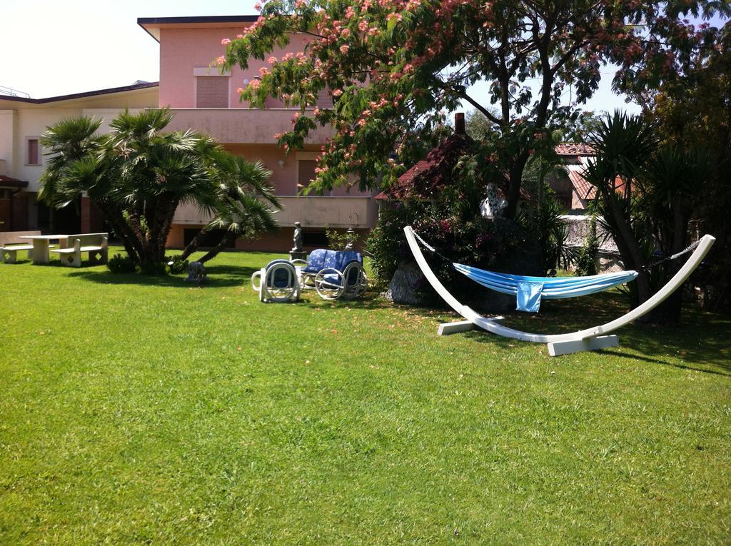 Hotel Da Filie' Querceta Exterior photo